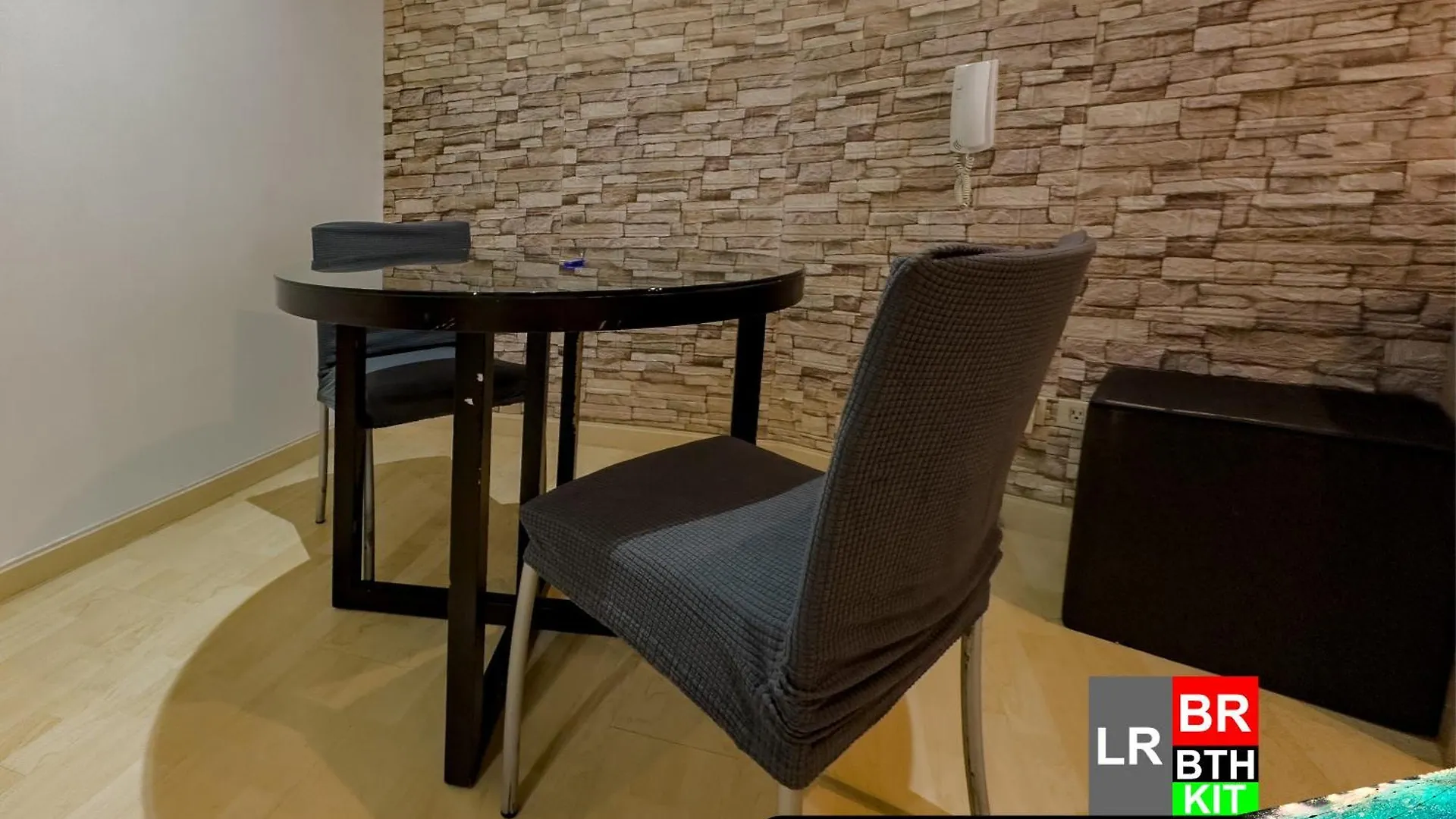 Gramercy Residences 1 Bed City View With Balcony Makati City