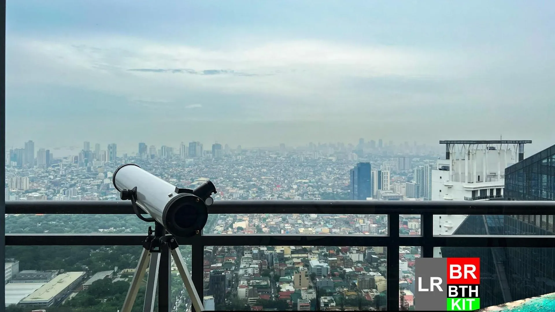 Gramercy Residences 1 Bed City View With Balcony Makati City Aparthotel