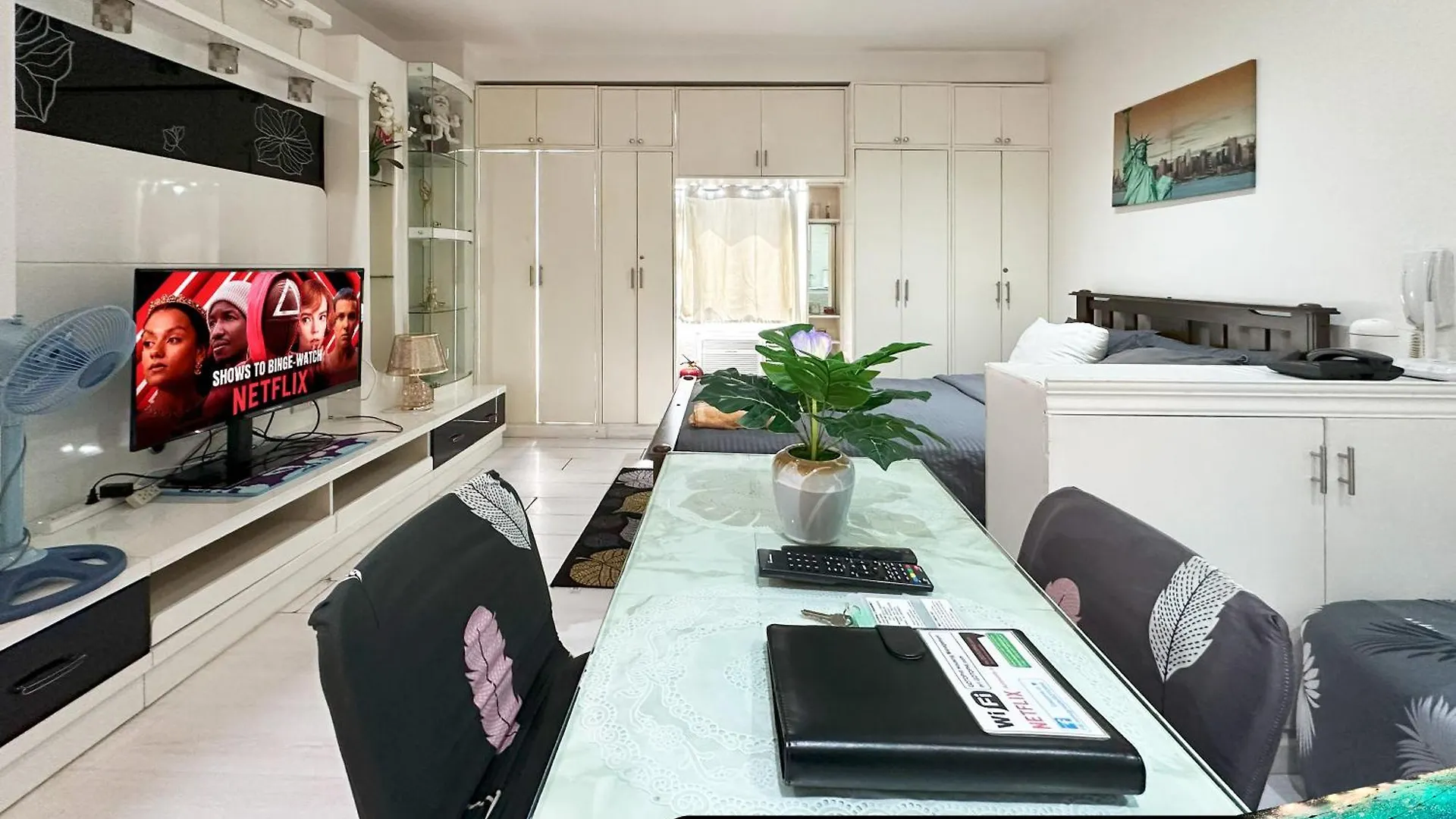 Gramercy Residences 1 Bed City View With Balcony 马卡蒂
