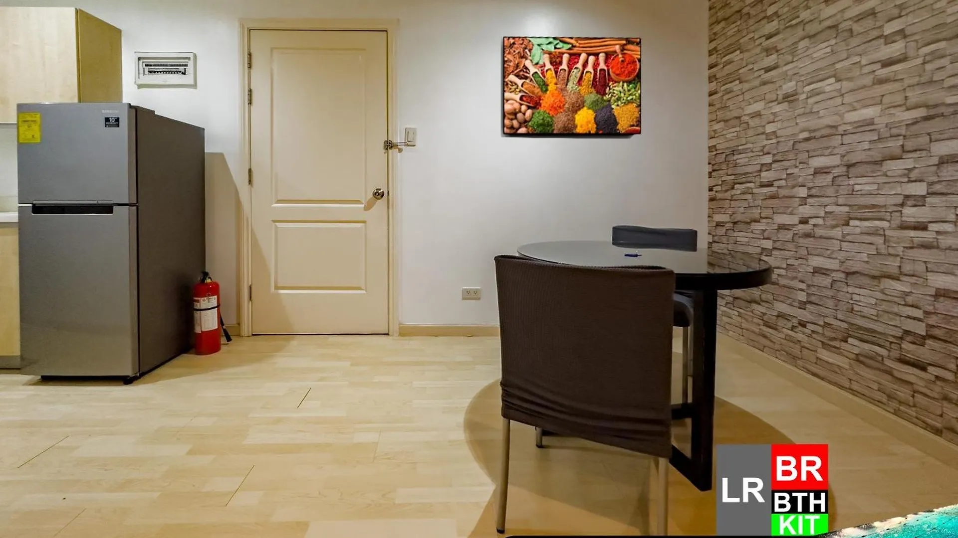 公寓式酒店 Gramercy Residences 1 Bed City View With Balcony 马卡蒂