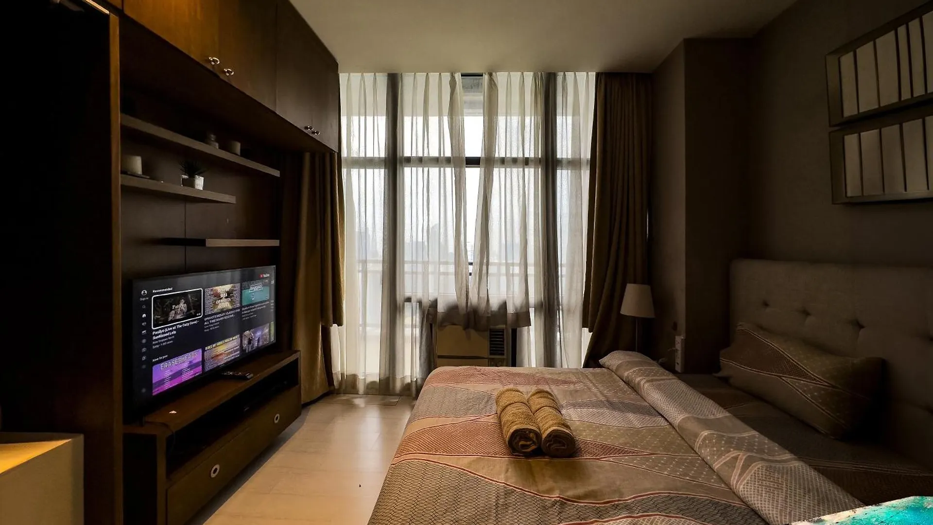 Gramercy Residences 1 Bed City View With Balcony 马卡蒂 公寓式酒店